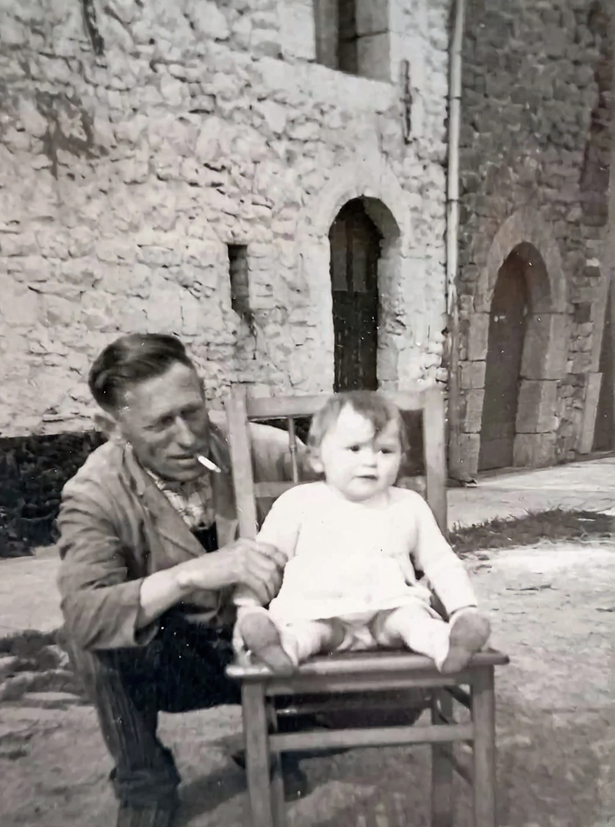 www.flux-context.com, prompt: Colonisé cette photo